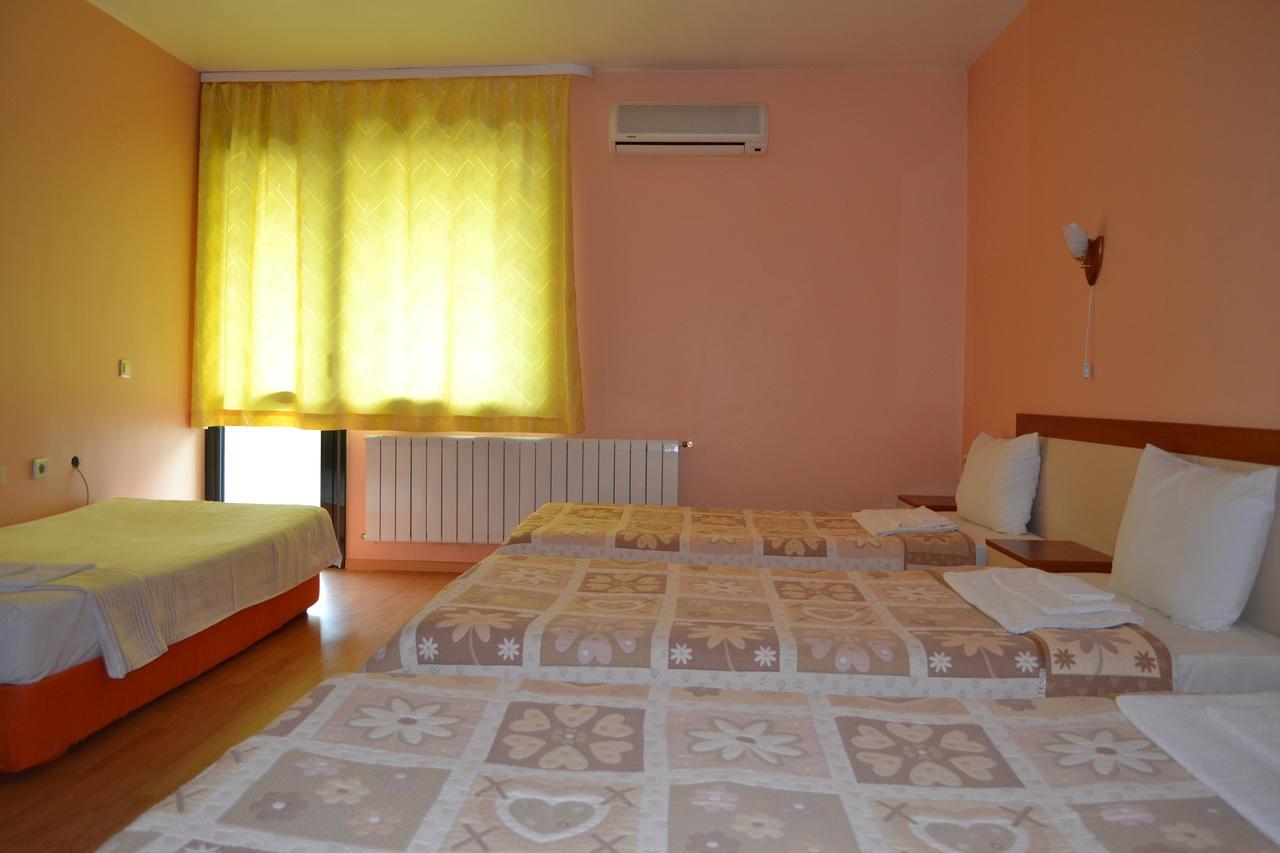 Hotel Perla Gorna Oryakhovitsa Exterior photo